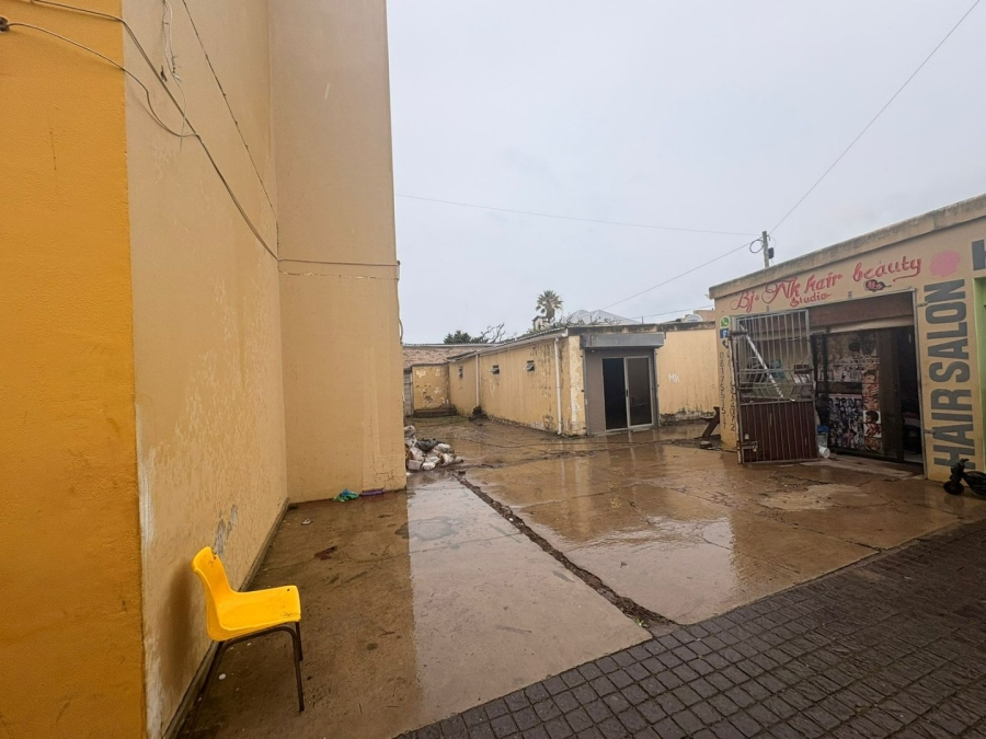 Commercial Property for Sale in Southernwood Eastern Cape